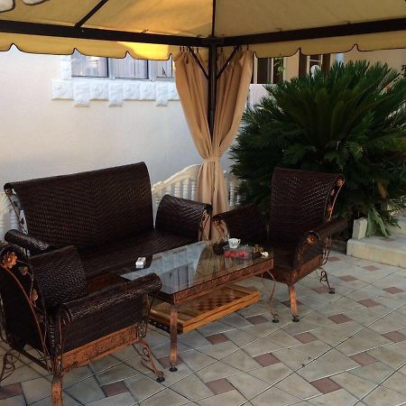 Guest House Liel Sochumi Exterior foto